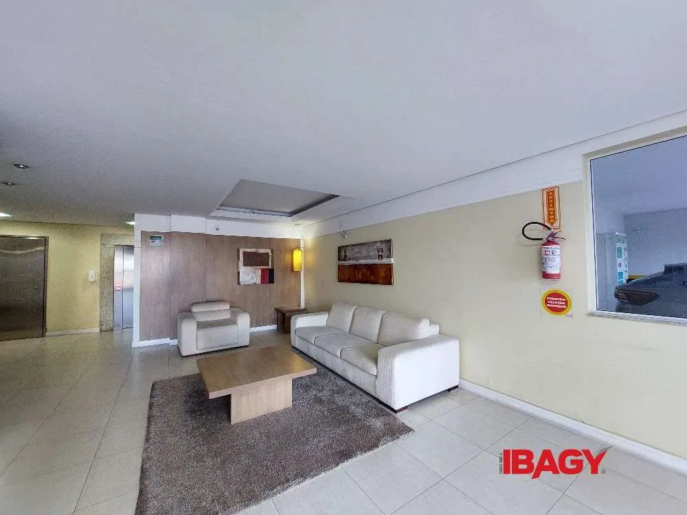 Furnished 98 m² apartment with 2 bedrooms and 2 parking spaces