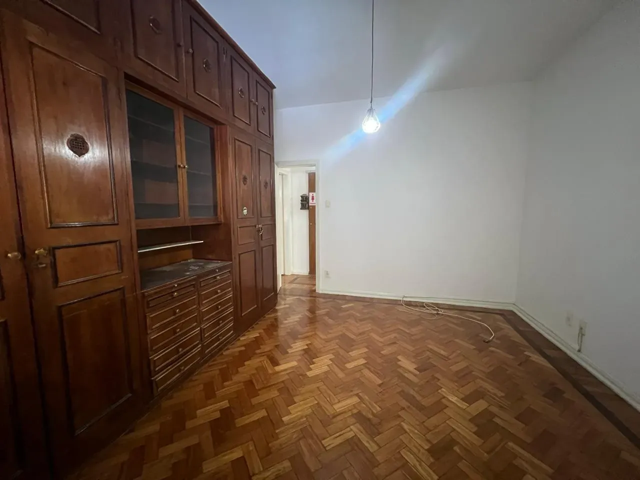 Apartamento sem mobília com 3 quartos e fogão a gás — photo 23