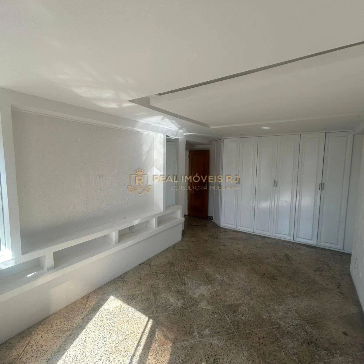 Duplex penthouse 360 m² with 3 en-suite bedrooms — photo 7