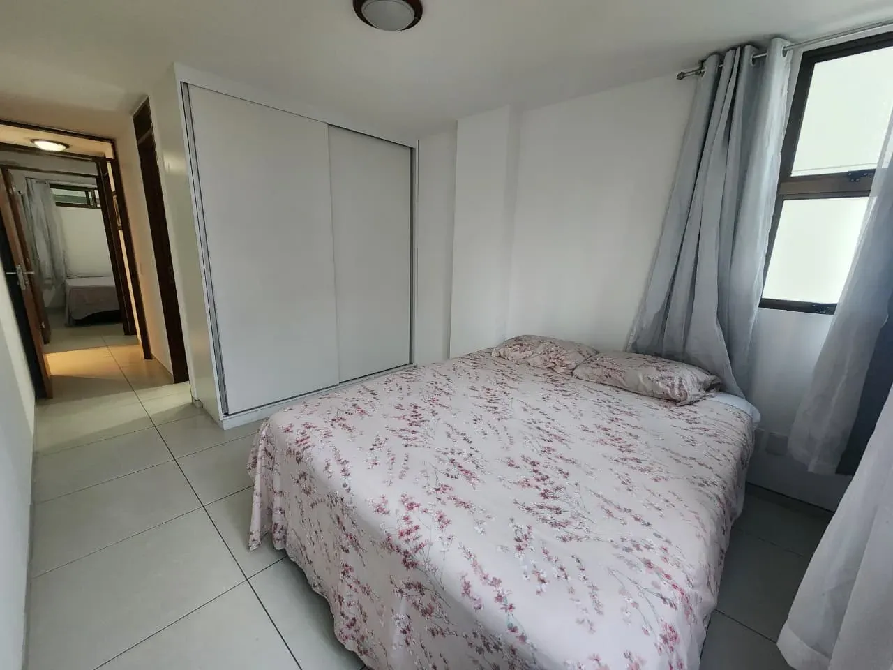 Furnished 2-bedroom apartment with city view — photo 5