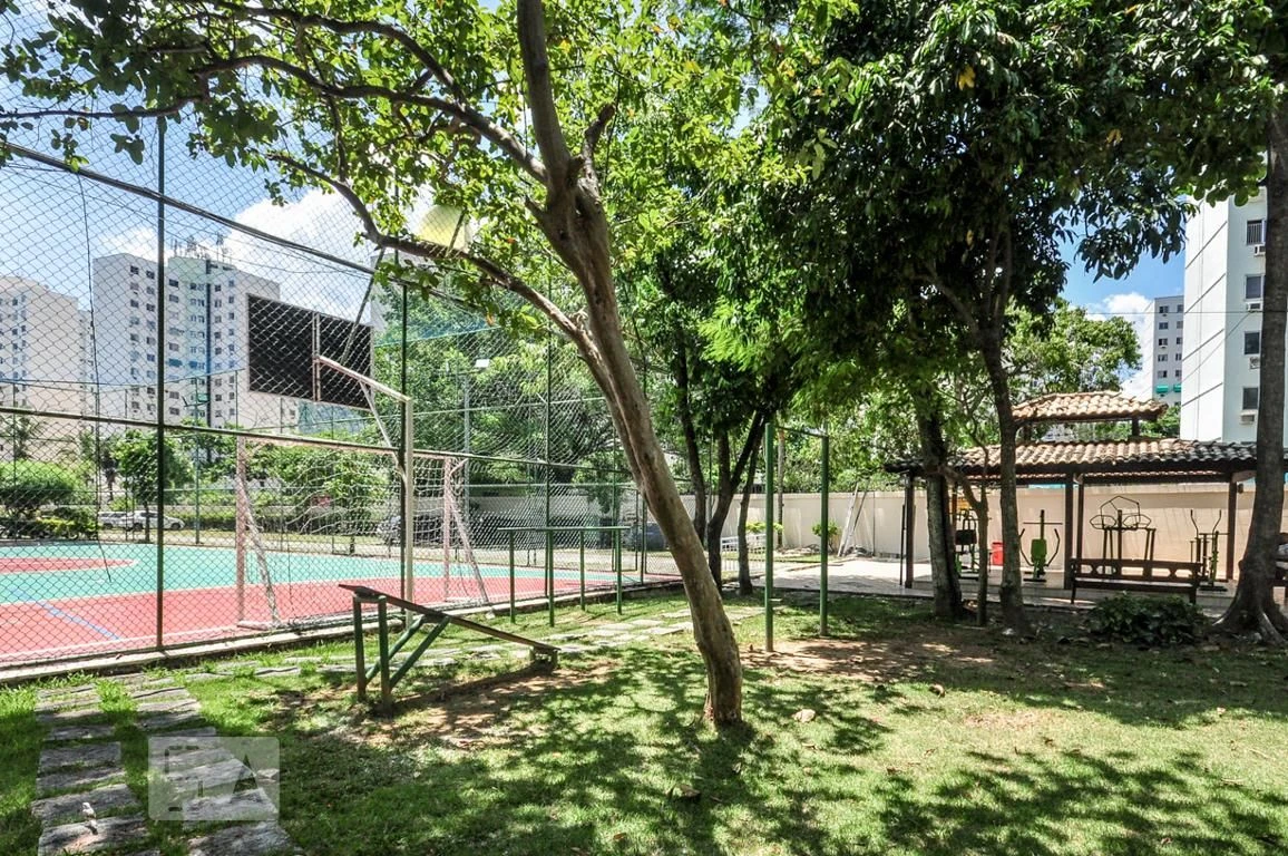 2-bedroom apartment in a building with a pool — photo 6