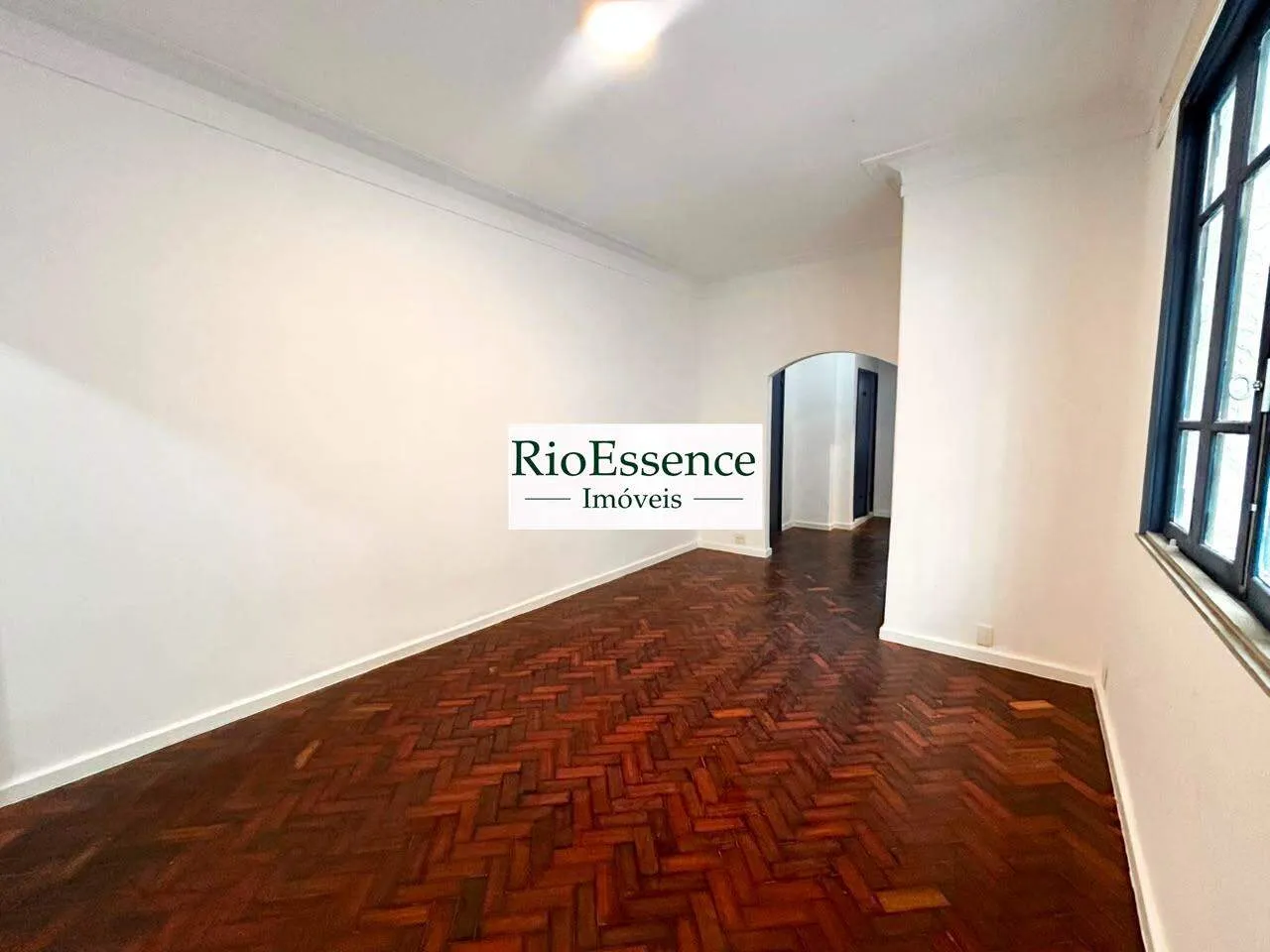 Unfurnished apartment with 2 bedrooms and 2 bathrooms — photo 16