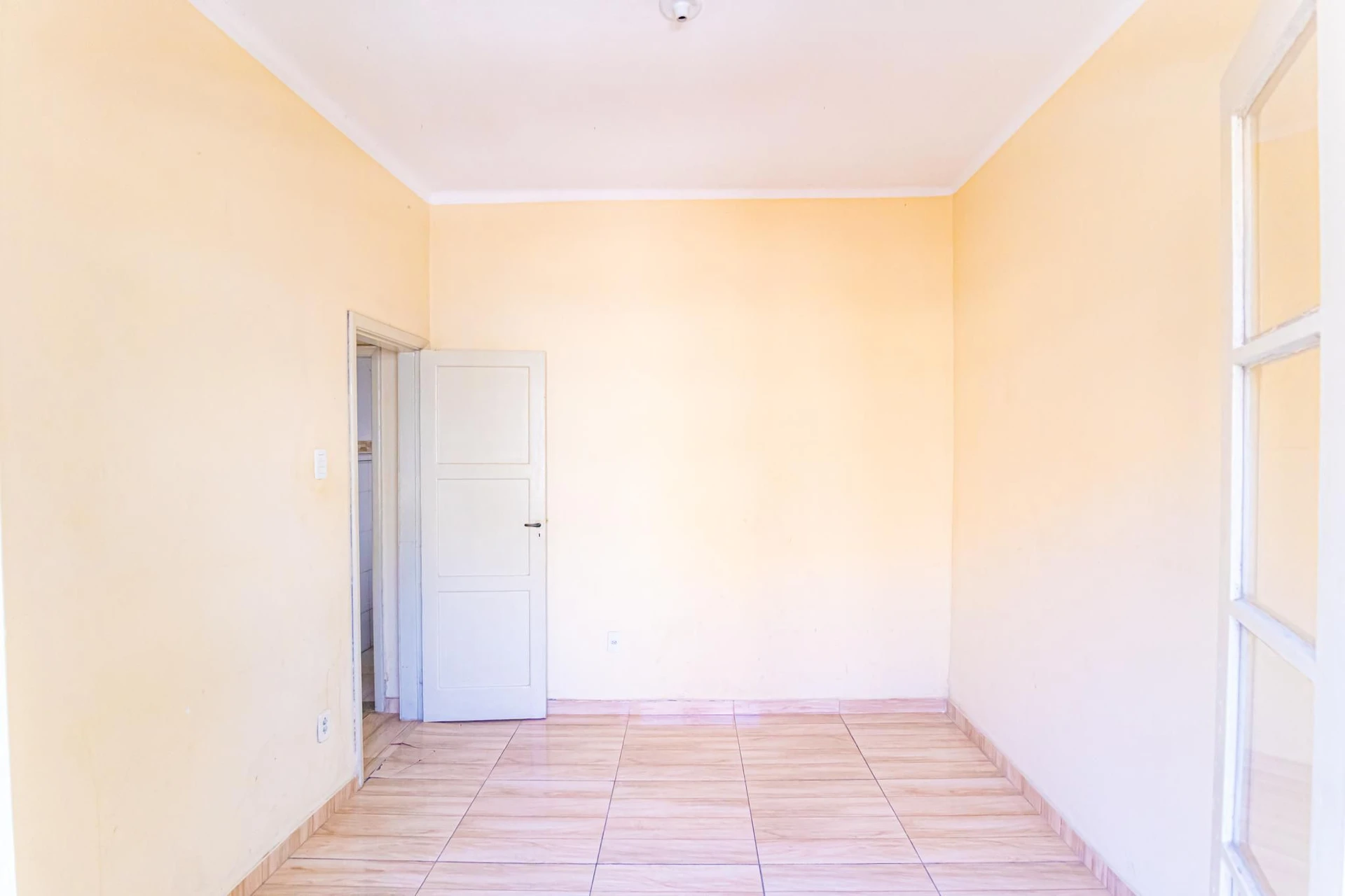 Rental apartment with 2 bedrooms and 1 bathroom — photo 3