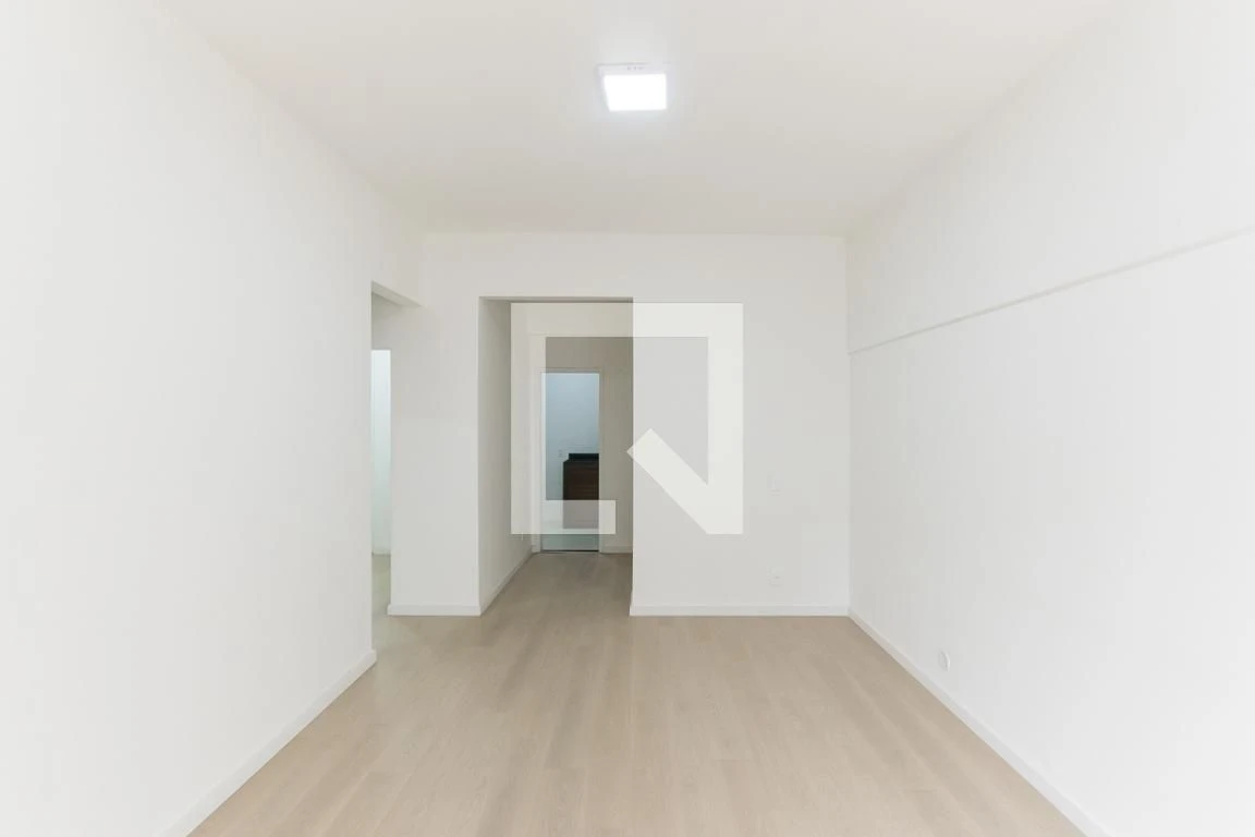 Apartamento de 2 quartos com varanda envidraçada — photo 25
