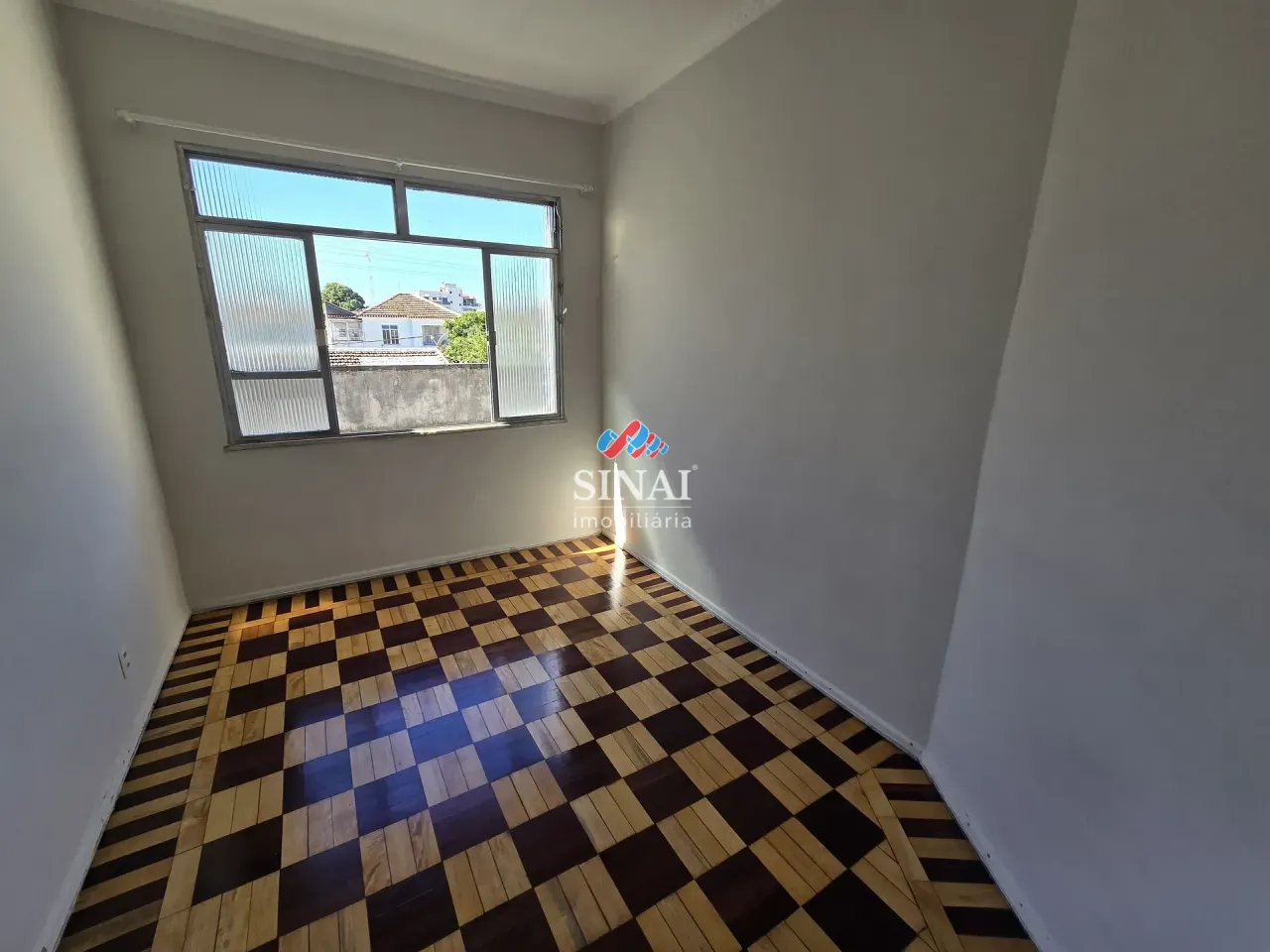 2-bedroom apartment with no parking space — photo 17