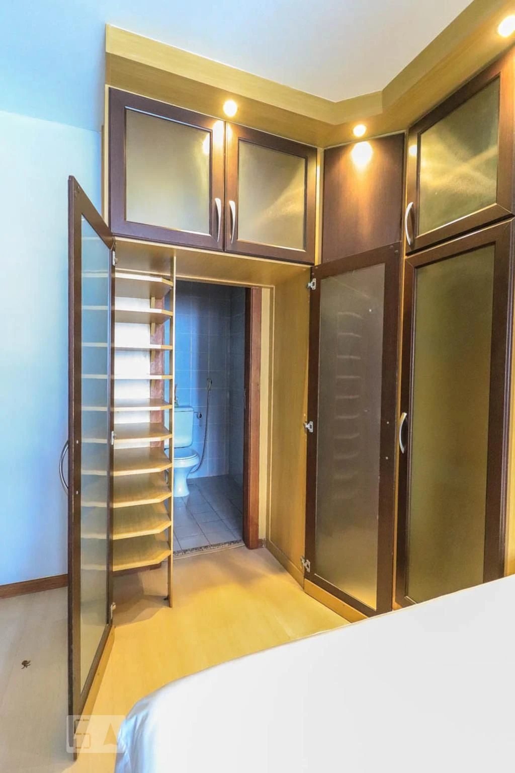 2-bedroom apartment with a home office in Rio de Janeiro — photo 9