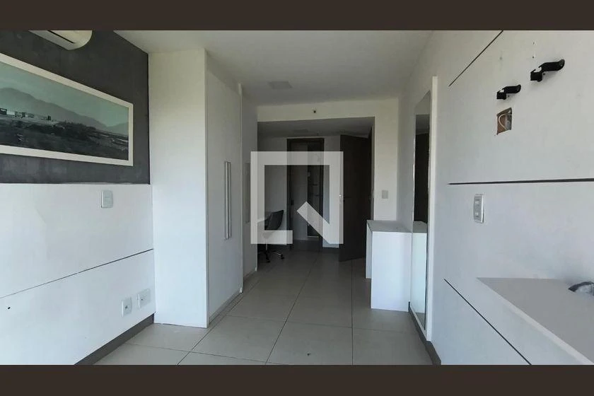 83 m² apartment with 1 en-suite and a balcony — photo 18