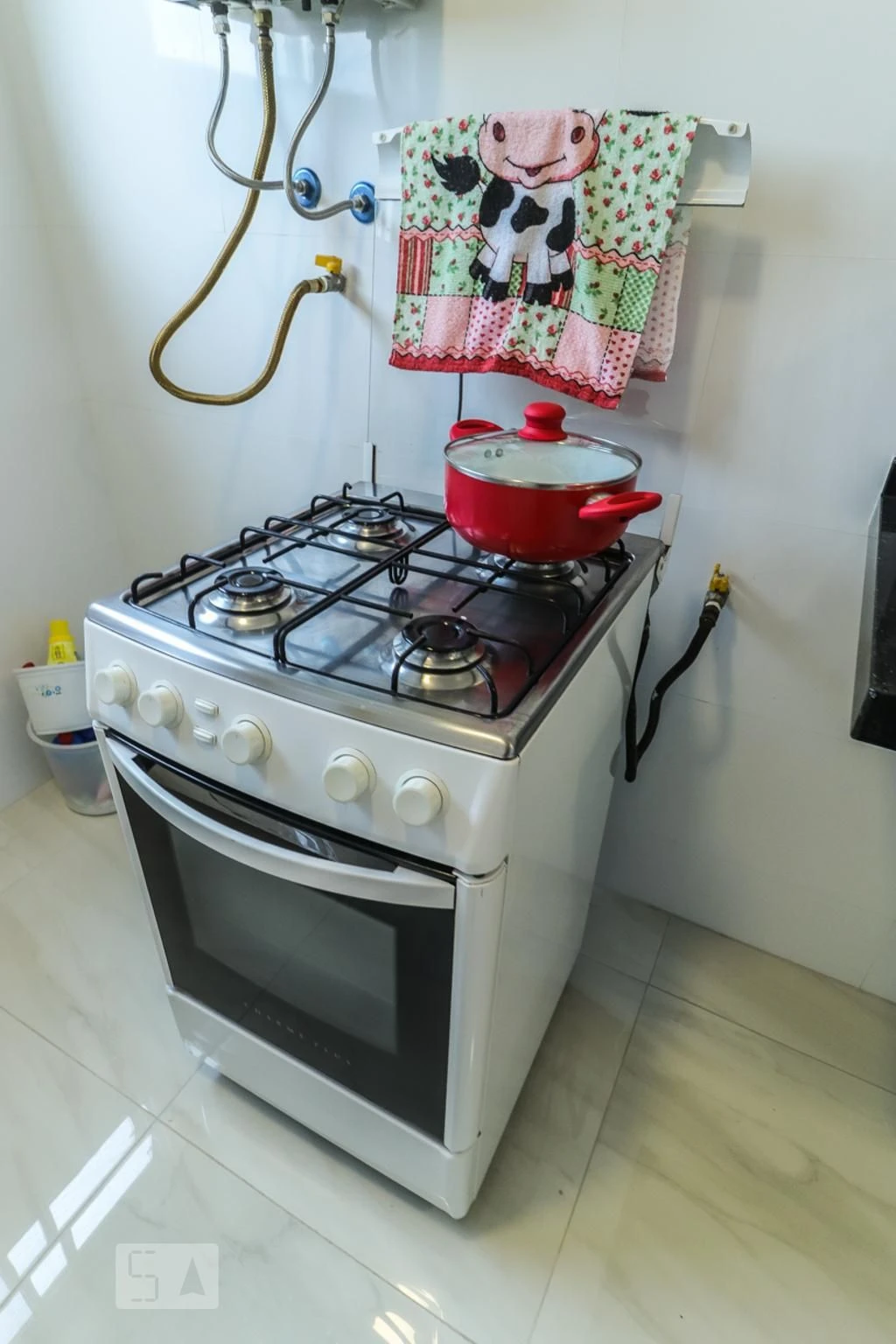 2-bedroom apartment in a building with a gym — photo 18