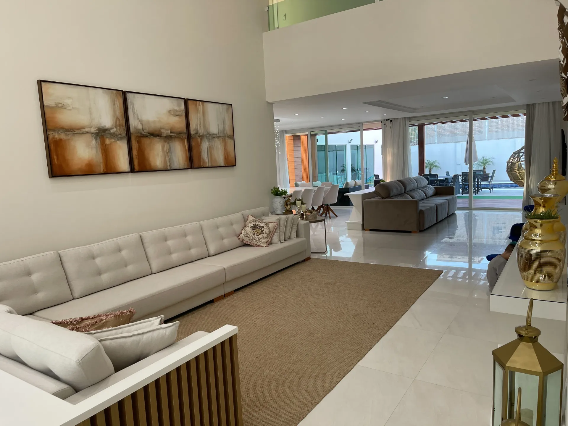 Casa mobiliada com 6 suítes e 8 banheiros, 3 vagas — photo 2