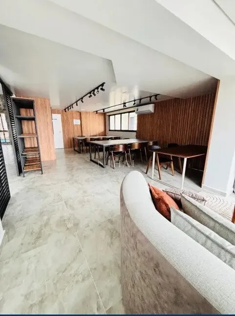 Furnished 1-bedroom apartment with 1 bathroom — photo 12