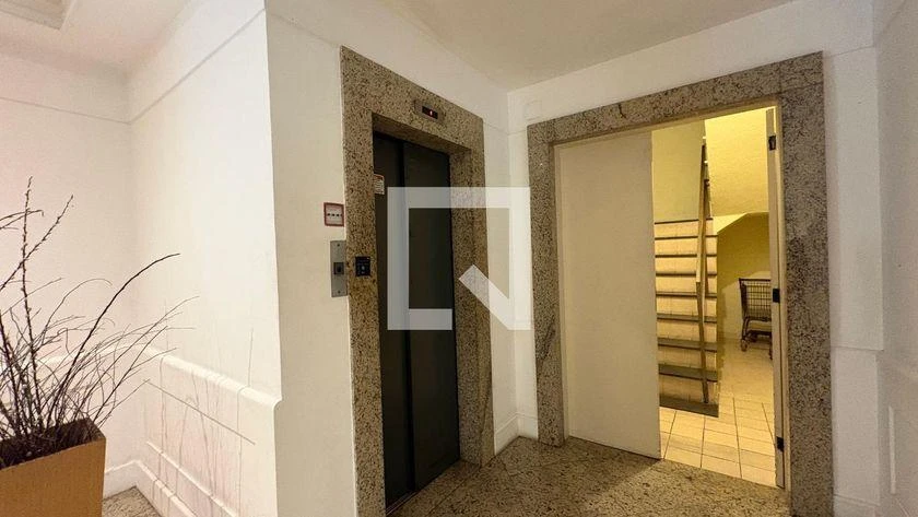 3-bedroom apartment with a grill on the balcony — photo 41