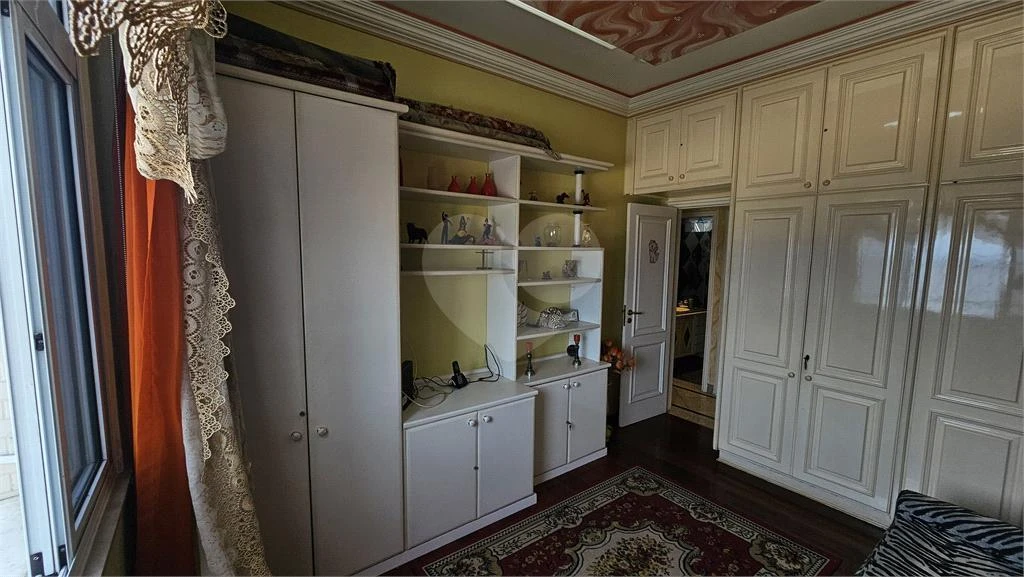 Furnished 127 m² apartment with 3 bedrooms and 3 baths — photo 45