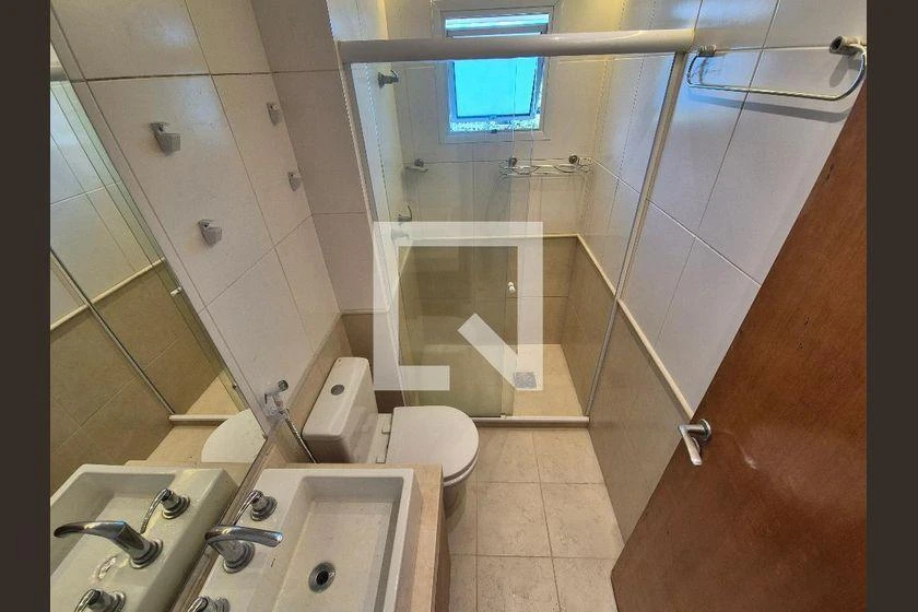 Furnished 3-bedroom apartment with balcony and views — photo 35