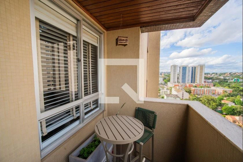 2-bedroom apartment with a home office — photo 3