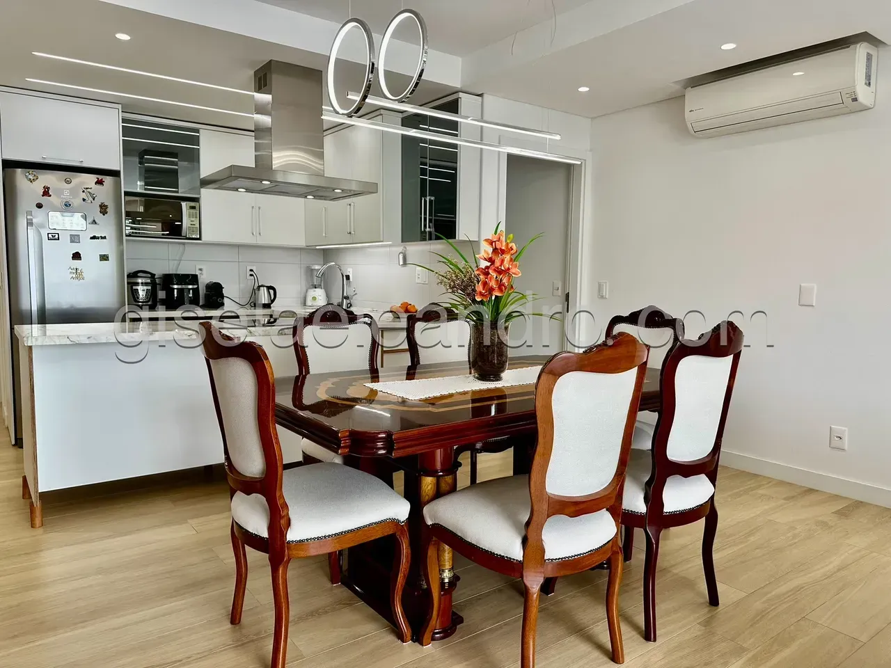 Furnished apartment with 2 bedrooms and 3 bathrooms and 2 parking — photo 15