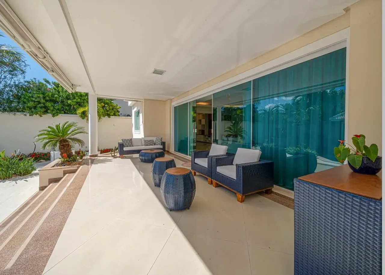 House with 5 bedrooms, 5 baths and 1000 m² — photo 12
