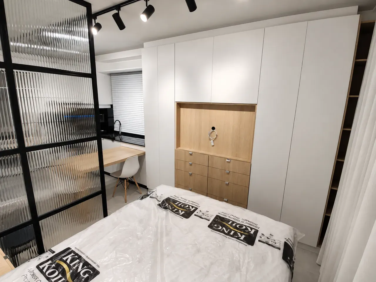 Furnished studio of 30 m² with 1 bedroom and pets — photo 11