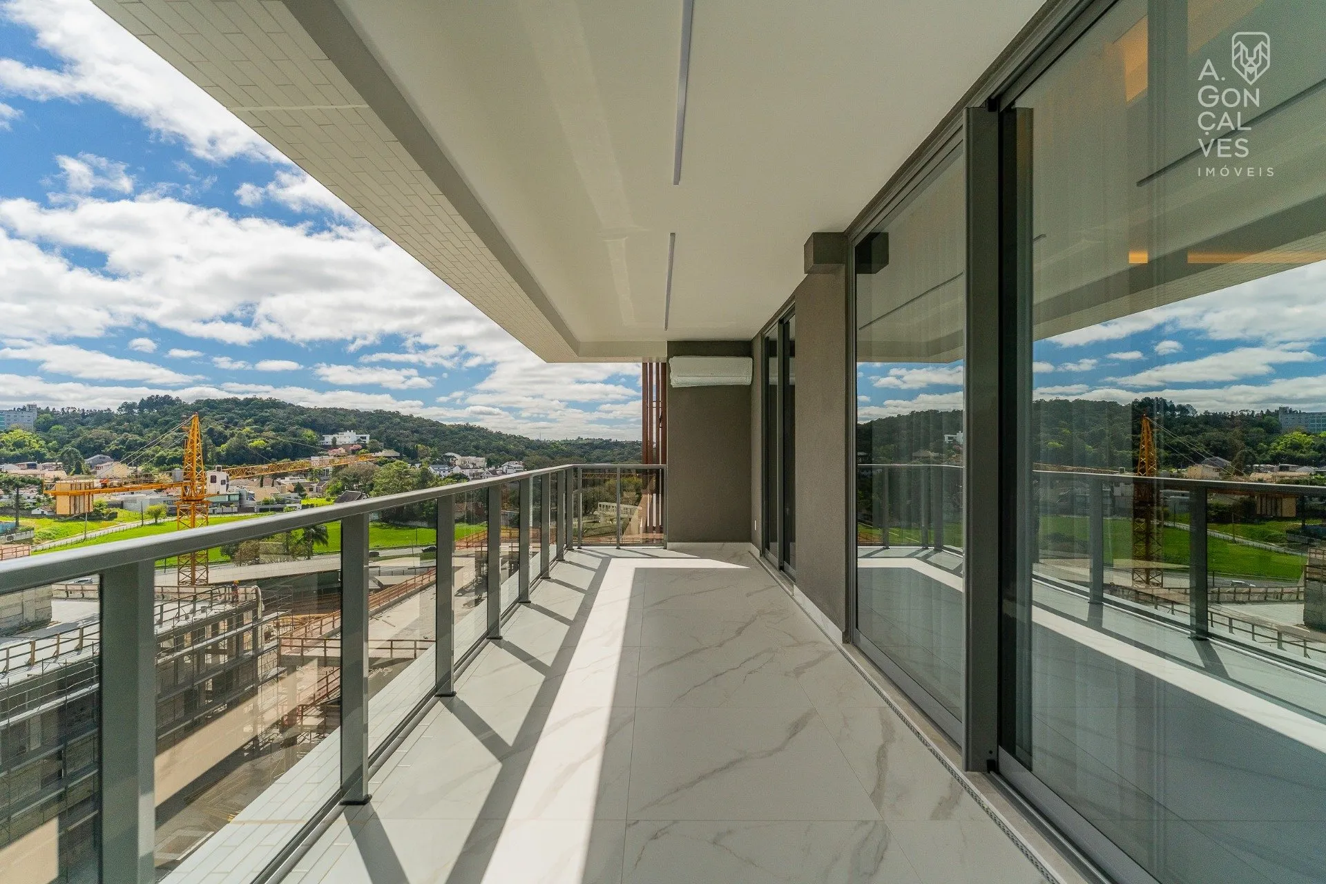 Furnished apartment with 3 suites and 257 m² — photo 14