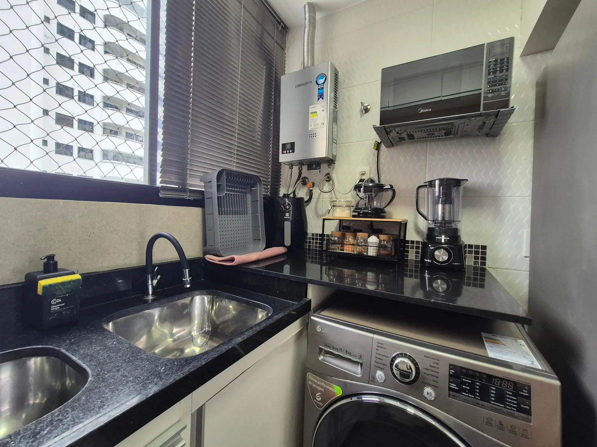 Furnished apartment with 2 en-suite bedrooms and 1 parking — photo 19