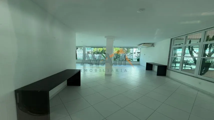Glass-enclosed balcony in a 3-bedroom apartment, 80 m² — photo 32