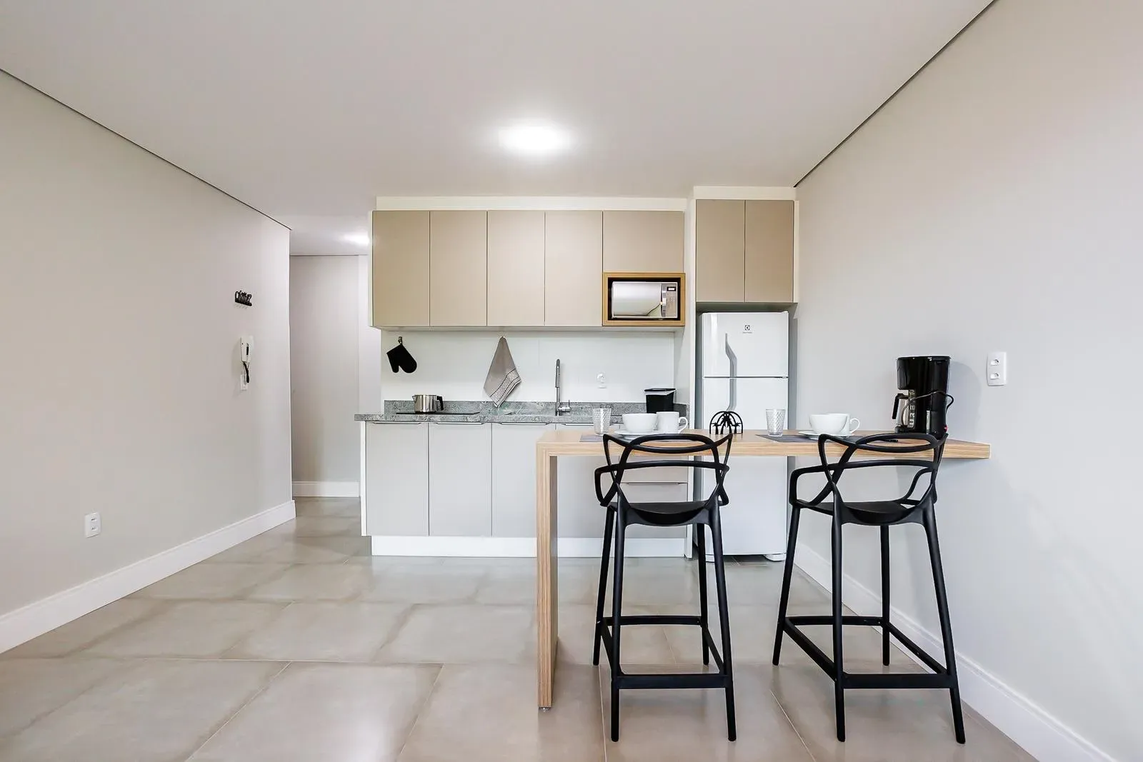 Furnished 27 m² apartment with 1 en-suite and no parking — photo 28