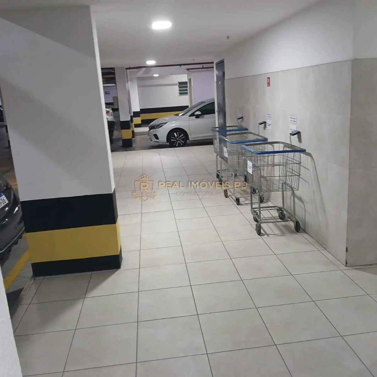 For rent: 3-bedroom apartment with 3 bathrooms and a balcony — photo 50