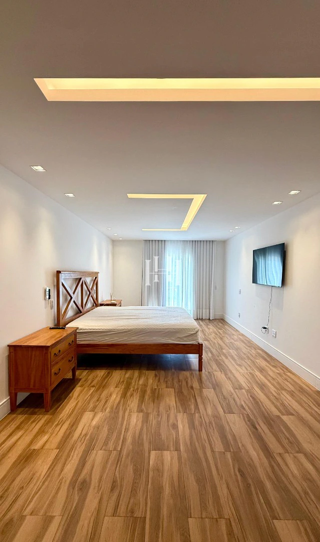 Furnished house with 4 en-suite bedrooms and open kitchen — photo 10