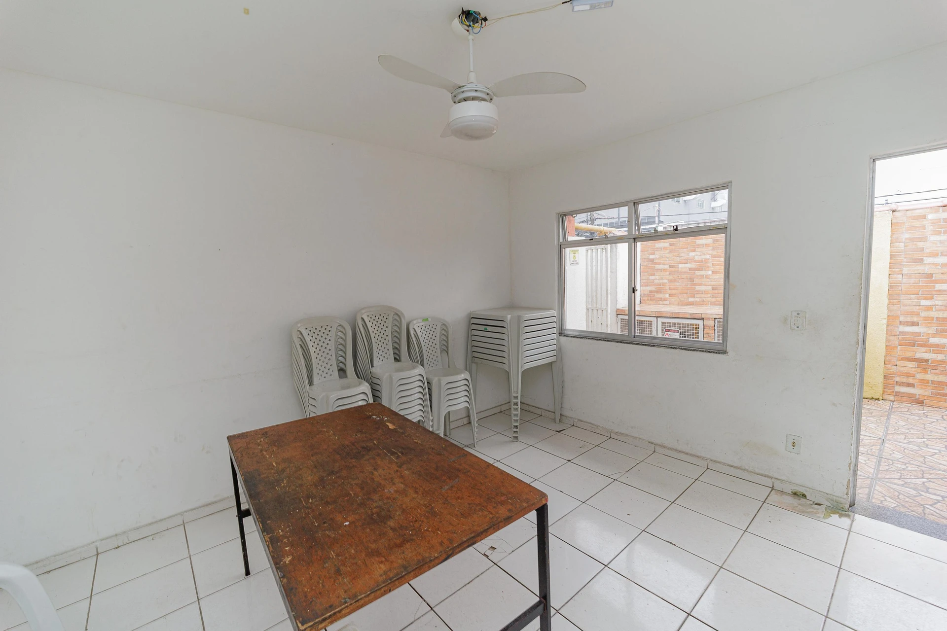 Apartment, 53 m², with wood or laminate floors — photo 8