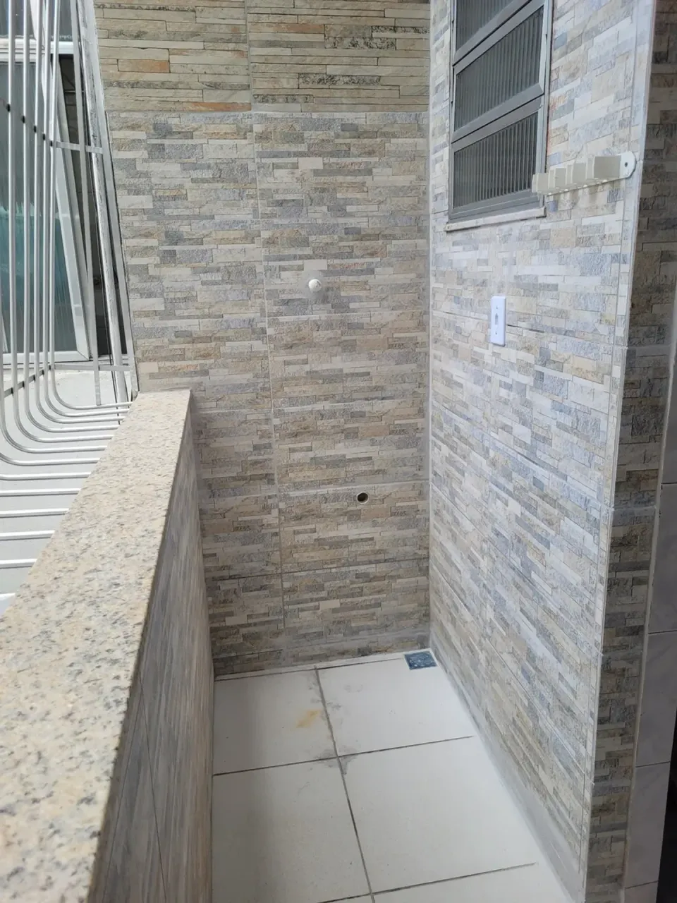 Apartamento com 2 quartos e cozinha separada — photo 13