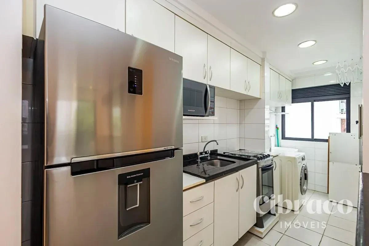 One-bedroom apartment with a washing machine in Curitiba — photo 2