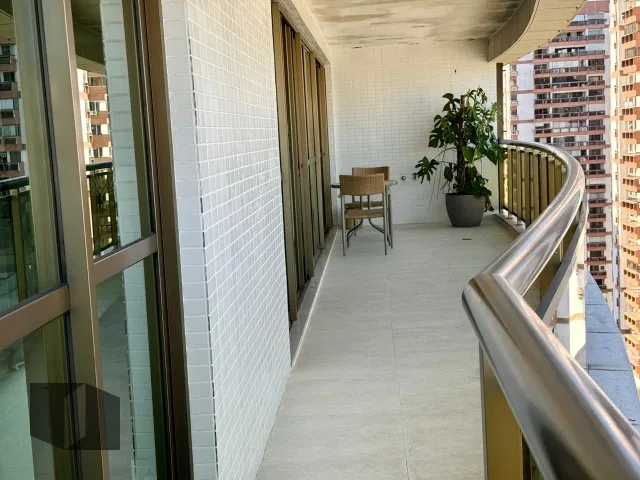 Furnished penthouse apartment with 5 bedrooms and 5 baths — photo 11