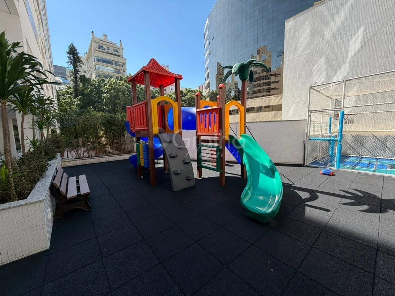 Apartamento de 4 dormitorios 253 m² con 3 plazas y 4 baños — photo 13
