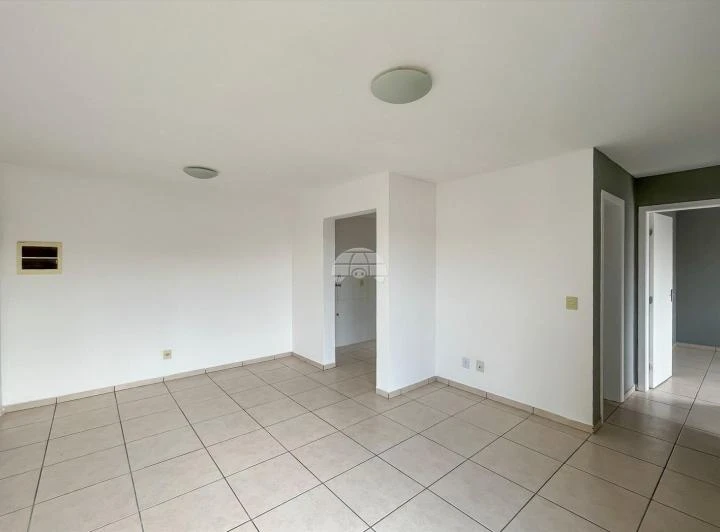52 m² apartment with 2 bedrooms and fitted kitchen cabinets — photo 5