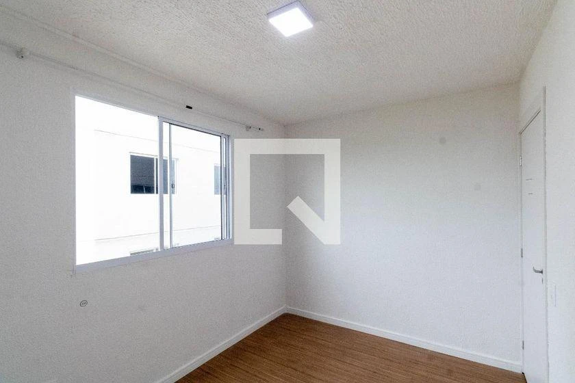 Apartamento de 2 quartos em condomínio com piscina — photo 27