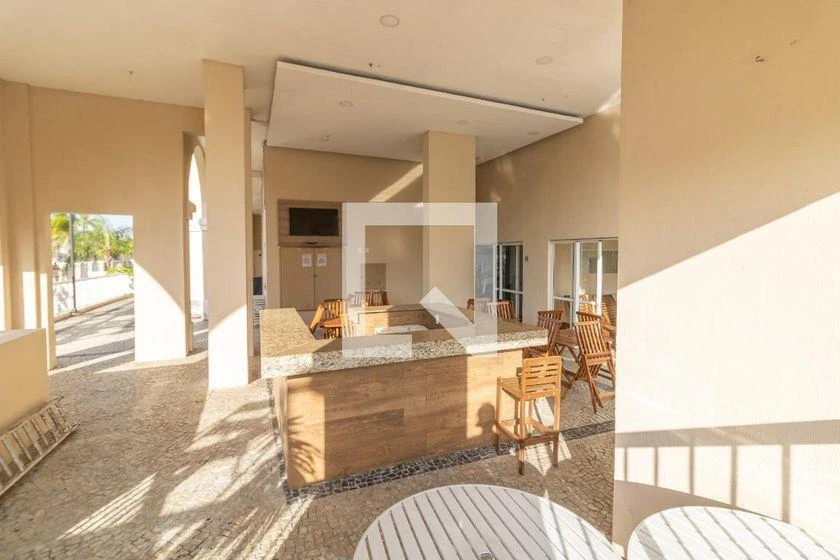 2-bedroom apartment in a building with a gym — photo 45