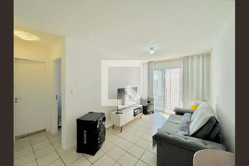 1-bedroom apartment with an open kitchen and balcony — photo 4