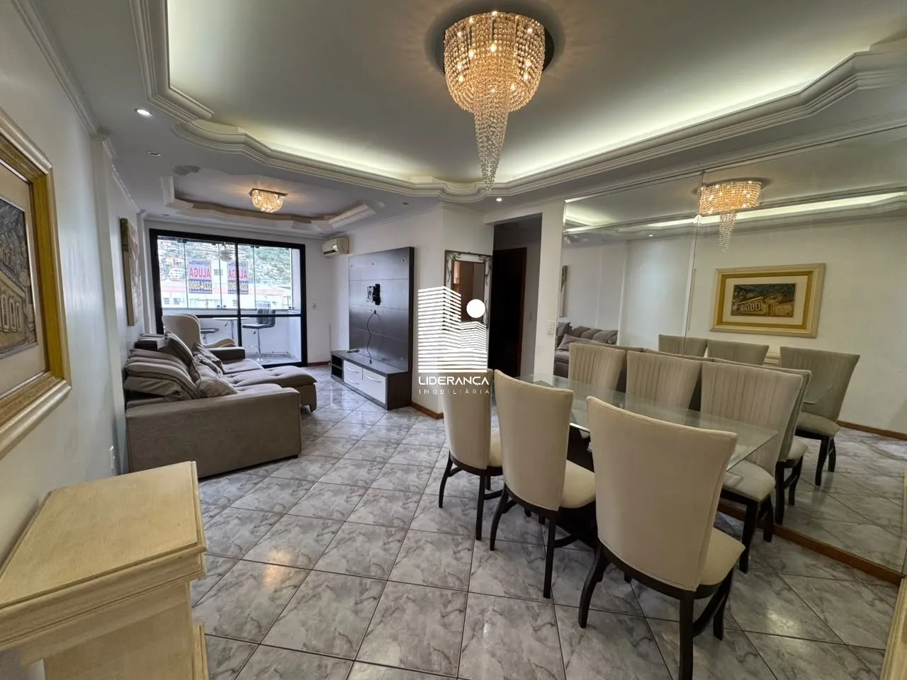 3-bedroom apartment, 1 with its own bathroom, 100 m²