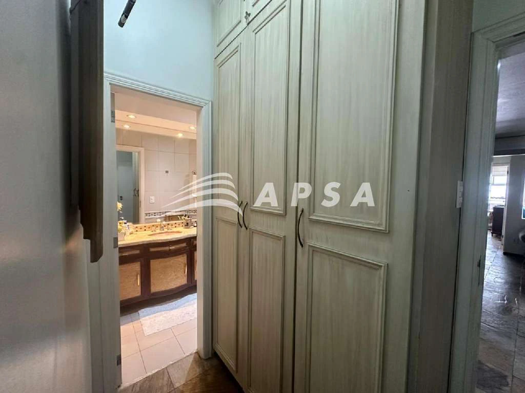 Furnished 200 m² apartment with 3 bedrooms — photo 8