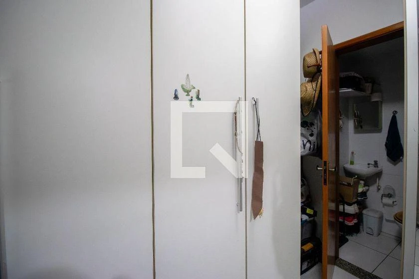 Rent-ready apartment with 4 bedrooms and 119 m² — photo 34