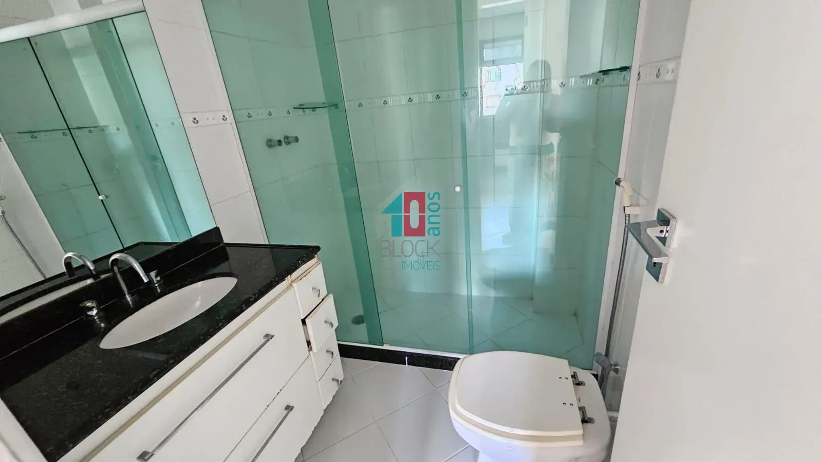 2-bedroom apartment with a home office in Rio de Janeiro — photo 30