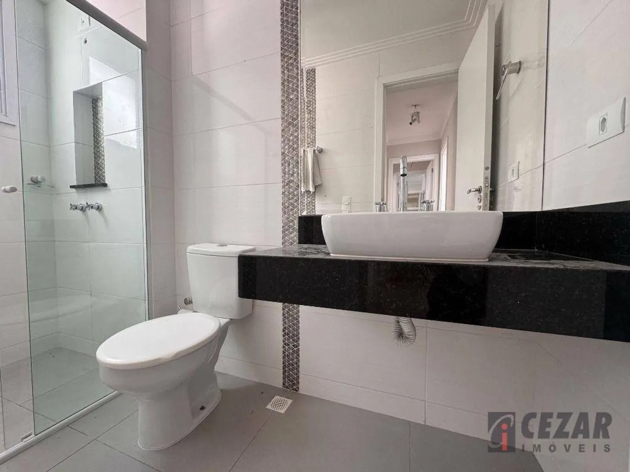 3-bedroom apartment with balcony and built-in grill — photo 11