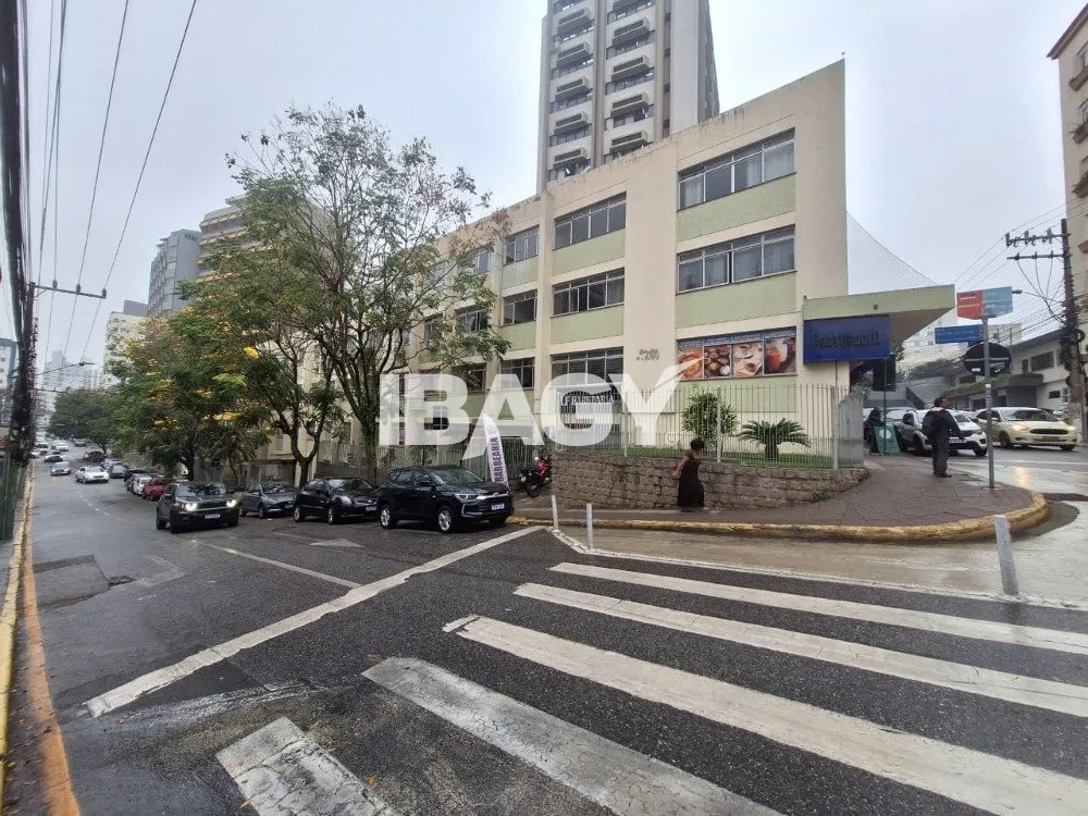 Apartamento sin amueblar con 3 dormitorios y 1 baño 116 m² — photo 16