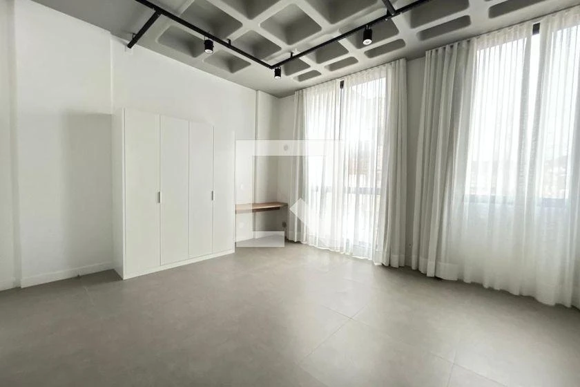 Studio in a building with a gym — photo 6