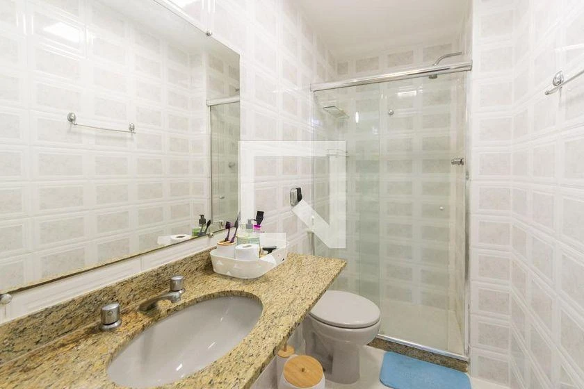 4-bedroom apartment with a mountain view — photo 25