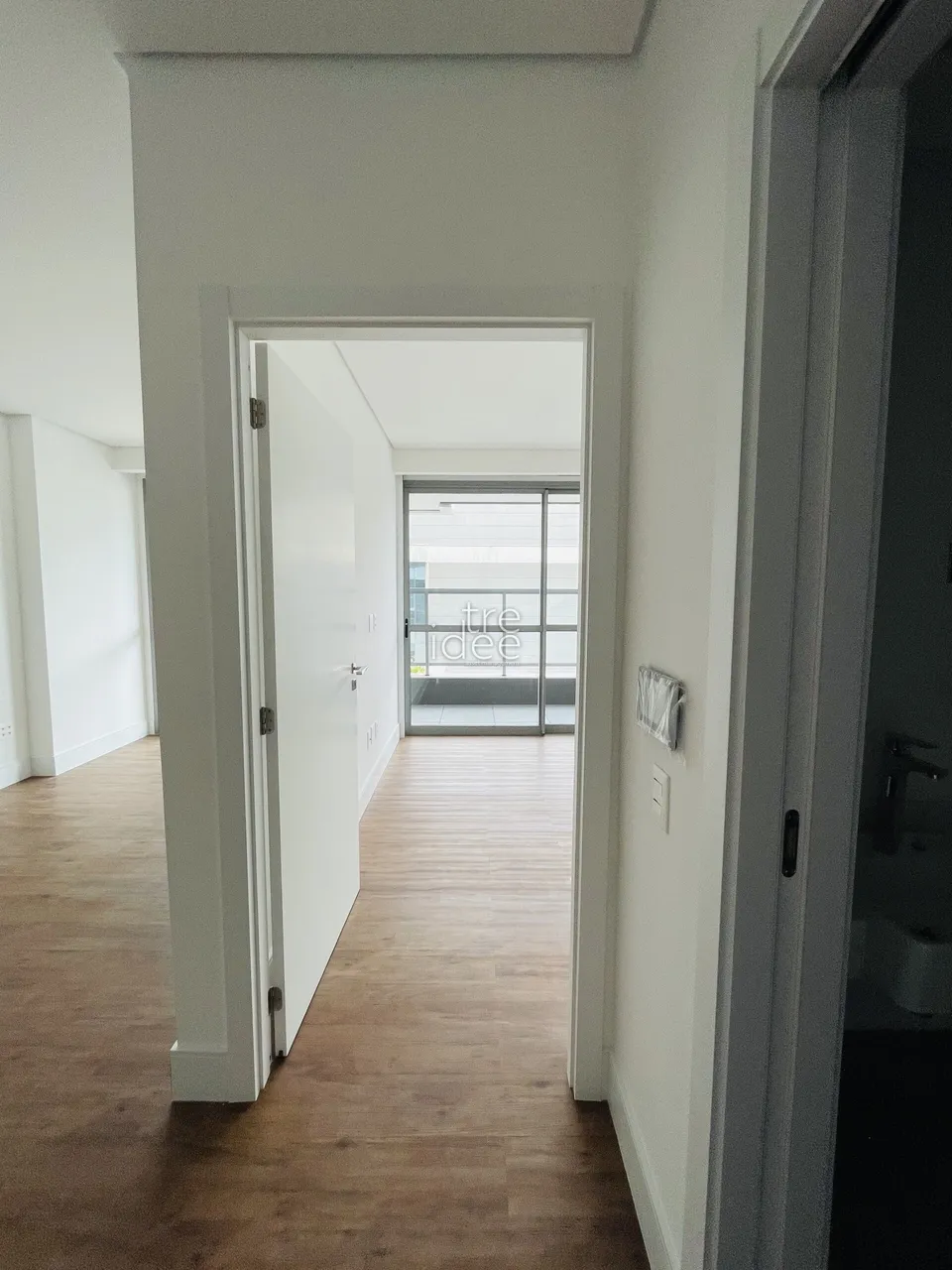 1-bedroom apartment with 50.35 m² and 1 parking space — photo 16