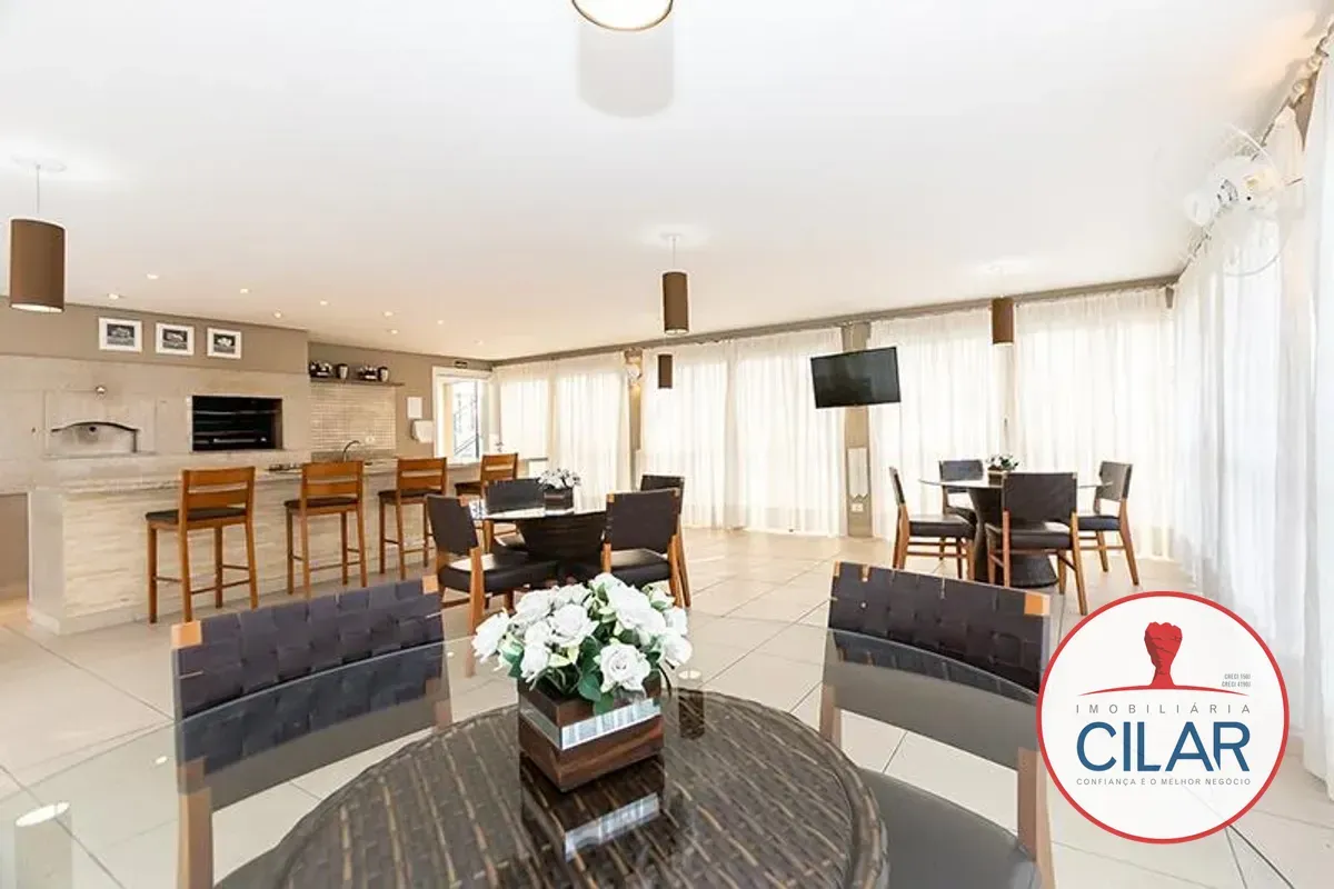 2-bedroom apartment with 1 en-suite and a balcony — photo 17