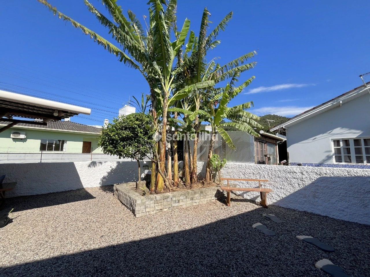 House with 3 bedrooms, 1 en-suite and private garden — photo 15