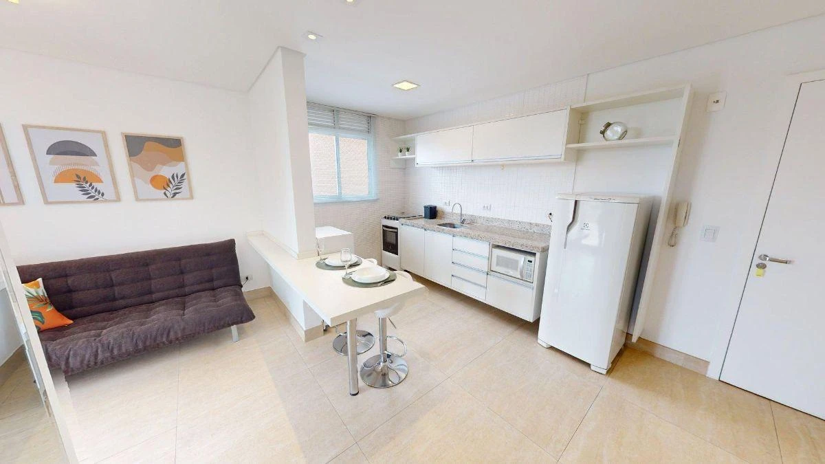 One-bedroom apartment with floor-to-ceiling windows — photo 11