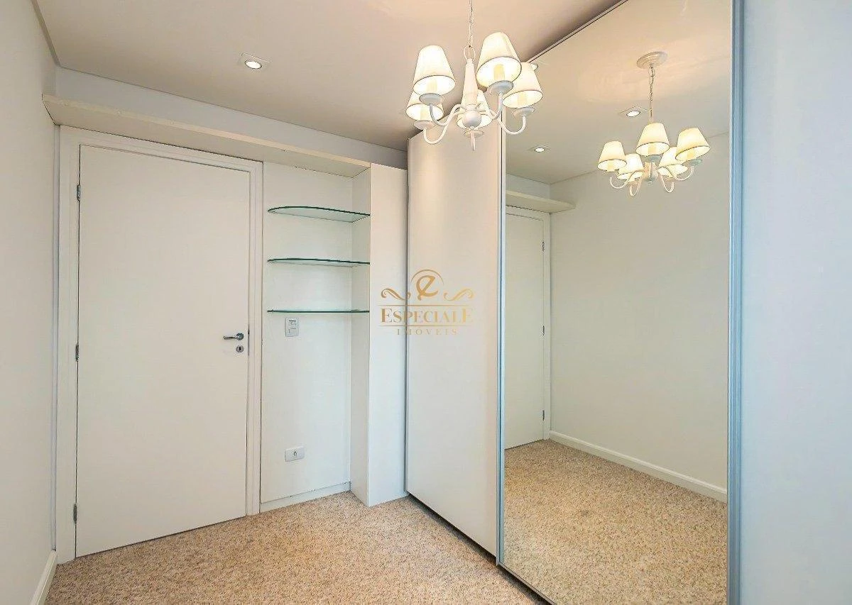 Apartamento, 193 m², com banheira — photo 4