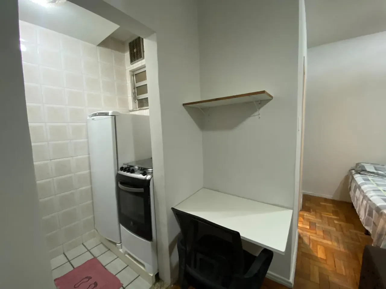 Studio on the 5th floor with a home office — photo 4